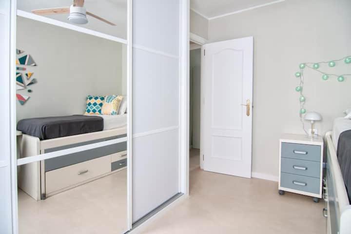Precioso Y Tranquilo Apartamento En Sevilla Eksteriør billede